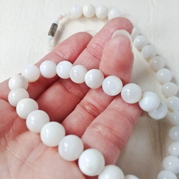 70s Vintage Chinese White Gemstone Necklace - Picture 1 of 3